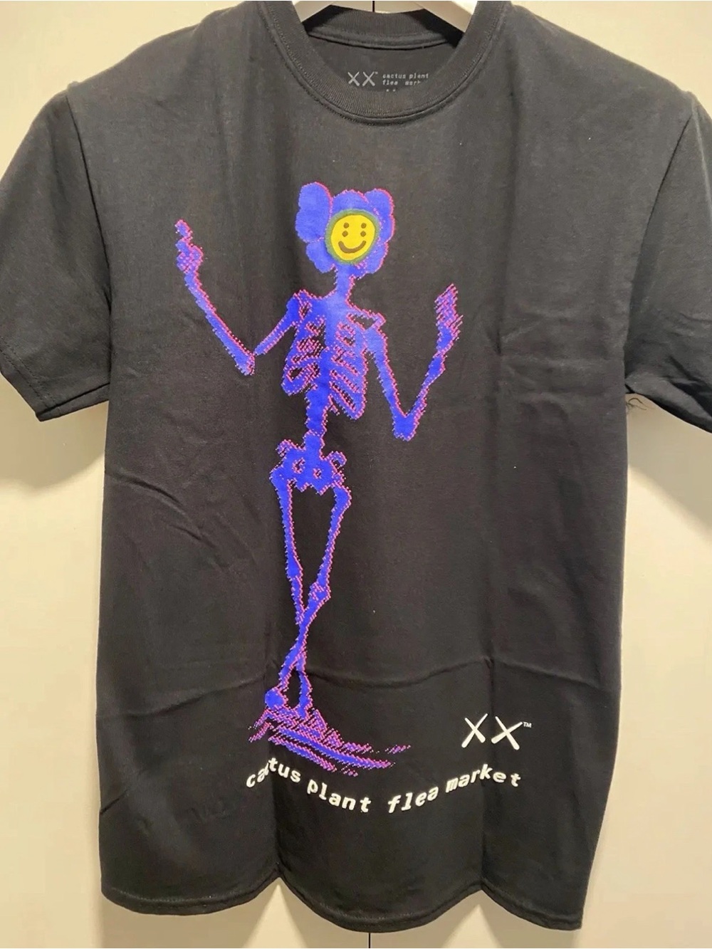 Black KAWS x Cactus Plant Flea Market T-Shirt Size Small